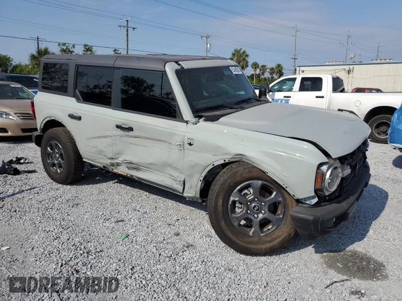 2024 Ford Bronco Big Bend z VIN 1FMDE7BH9RLB23320, wystawiony jako Copart lot #55490395 z przebiegiem 2 225 mil mil oraz Szkoda całkowita • Salvage title. Historia ofert i sprzedaży dostępna na DreamBid. Obrazek 4.