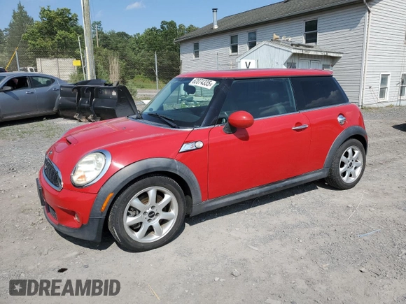 2009 MINI Hardtop S with VIN WMWMF73519TW84971, listed as a Copart auction lot 62074335 with 177,724 mi miles and Clean title. Bid and sale history available at DreamBid. Image 1.