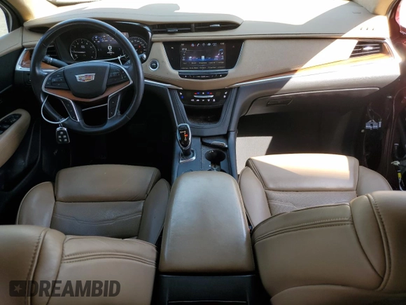 2017 Cadillac XT5 Platinum AWD z VIN 1GYKNFRS8HZ135312, wystawiony jako Copart lot #54057225 z przebiegiem 170 657 mil mil oraz Szkoda całkowita • Salvage title. Historia ofert i sprzedaży dostępna na DreamBid. Obrazek 8.