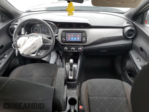 2020 Nissan Kicks S with VIN 3N1CP5BV3LL544243, listed as a Copart auction lot 44253975 with 104,083 mi miles and Salvage Title. Bid and sale history available at carsss.com. Image 8.