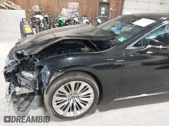 2018 Lexus LS 500 z VIN JTHC51FF9J5000548, wystawiony jako IAAI lot #41784987 z przebiegiem 29 067 mil mil oraz . Historia ofert i sprzedaży dostępna na DreamBid. Obrazek 14.