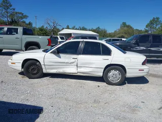 1998 Chevrolet Lumina with VIN 2G1WL52M9W9118618, listed as a IAAI auction lot 41582985 with 105,833 mi miles and . Bid and sale history available at DreamBid. Image 13.