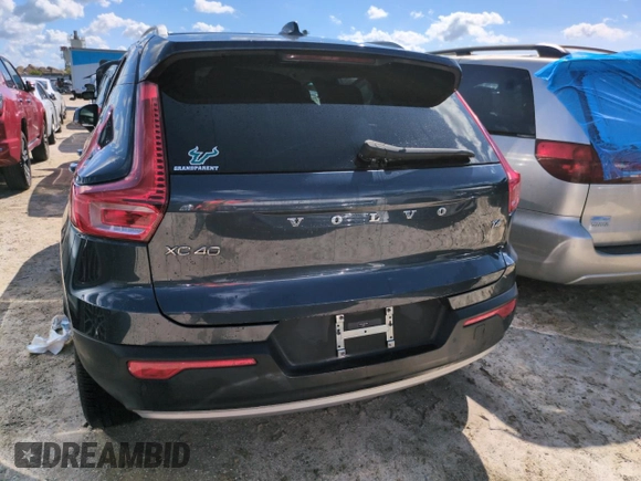2022 Volvo XC40 Inscription with VIN YV4AC2HL4N2745980, listed as a Copart auction lot 74689834 with 27,858 mi miles and Salvage Title. Bid and sale history available at carsss.com. Image 6.