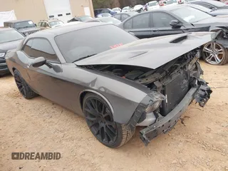 2022 Dodge Challenger R/T Scat Pack z VIN 2C3CDZFJ1NH108673, wystawiony jako IAAI lot #41374820 z przebiegiem 73 104 mil mil oraz . Historia ofert i sprzedaży dostępna na DreamBid. Obrazek 1.