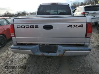 2002 Dodge Dakota Sport with VIN 1B7HG38N02S655900, listed as a Copart auction lot 43469045 with 198,561 mi miles and Salvage Title. Bid and sale history available at carsss.com. Image 6.
