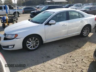 2015 Volvo S80 T5 Drive-E Platinum with VIN YV140MAD7F1183288, listed as a Copart auction lot 70688212 with 129,767 mi miles. Bid and sale history available at carsss.com. Image 1.
