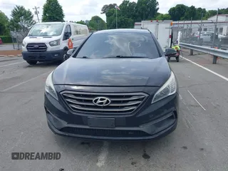 2015 Hyundai Sonata Limited z VIN 5NPE34AF4FH093298, wystawiony jako IAAI lot #42123513 z przebiegiem 206 337 mil mil oraz . Historia ofert i sprzedaży dostępna na DreamBid. Obrazek 12.