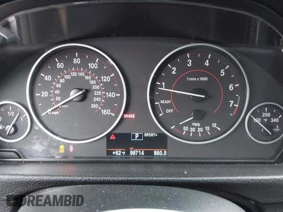 2018 BMW 3 Series 330i xDrive with VIN WBA8D9G57JNU67415, listed as a IAAI auction lot 41513343 with 98,714 mi miles. Bid and sale history available at carsss.com. Image 7.