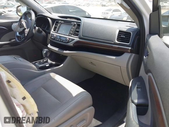 2016 Toyota Highlander Limited with VIN 5TDDKRFH8GS329274, listed as a IAAI auction lot 42551665 with 93,293 mi miles and . Bid and sale history available at DreamBid. Image 5.