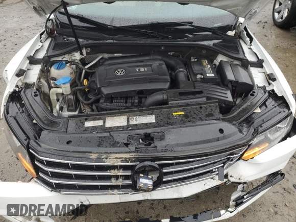 2017 Volkswagen Passat SE z VIN 1VWBT7A34HC039974, wystawiony jako Copart lot #56467785 z przebiegiem 104 996 mil mil oraz Szkoda całkowita • Salvage title. Historia ofert i sprzedaży dostępna na DreamBid. Obrazek 11.