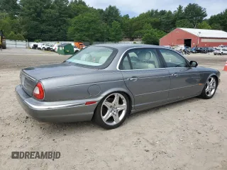 2005 Jaguar XJ Vanden Plas with VIN SAJWA82C25SG44967, listed as a Copart auction lot 62807705 with 33,020 mi miles and Clean title. Bid and sale history available at DreamBid. Image 3.