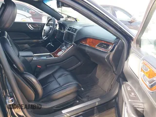 2019 Lincoln Continental Standard with VIN 1LN6L9PK7K5602571, listed as a IAAI auction lot 41699481 with 224,610 mi miles and . Bid and sale history available at DreamBid. Image 5.