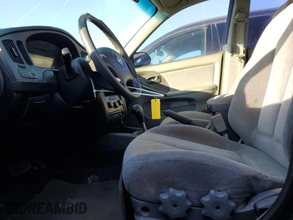2004 Hyundai Elantra GLS z VIN KMHDN46D94U898709, wystawiony jako Copart lot #84770704 z przebiegiem 216 785 mil mil oraz Szkoda całkowita • Salvage title. Historia ofert i sprzedaży dostępna na DreamBid. Obrazek 7.