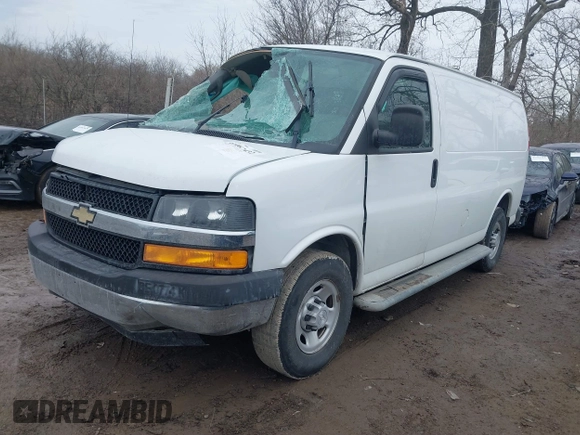 2018 Chevrolet Express Cargo Van with VIN 1GCWGAFG0J1904474, listed as a IAAI auction lot 41467432 with 54,996 mi miles. Bid and sale history available at carsss.com. Image 17.