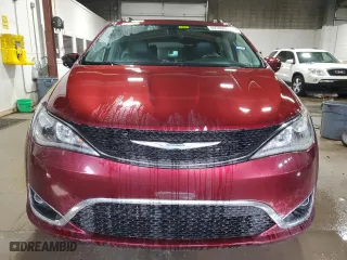 2017 Chrysler Pacifica Touring-L with VIN 2C4RC1BGXHR533991, listed as a Copart auction lot 49386865 with 217,884 mi miles and Clean Title. Bid and sale history available at carsss.com. Image 5.