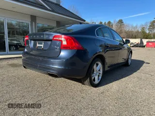 2015 Volvo S60 T5 Premier with VIN YV1612TB7F1305119, listed as a Copart auction lot 85914134 with 190,842 mi miles and Clean Title. Bid and sale history available at carsss.com. Image 4.