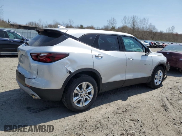 2021 Chevrolet Blazer LT z VIN 3GNKBHRS8MS584532, wystawiony jako Copart lot #53603135 z przebiegiem 66 364 mil mil oraz Szkoda całkowita • Salvage title. Historia ofert i sprzedaży dostępna na DreamBid. Obrazek 3.