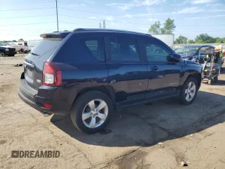 2016 Jeep Compass Latitude with VIN 1C4NJCEA5GD790100, listed as a Copart auction lot 62022485 with 103,224 mi miles and Clean title. Bid and sale history available at DreamBid. Image 3.