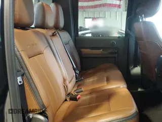 2013 Ford F-250 XL z VIN 1FT7W2BT8DEB61012, wystawiony jako Copart lot #56889875 z przebiegiem 27 188 mil mil oraz Szkoda całkowita • Salvage title. Historia ofert i sprzedaży dostępna na DreamBid. Obrazek 10.