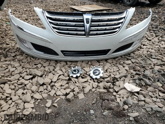 2012 Hyundai Equus Signature z VIN KMHGH4JH5CU052123, wystawiony jako Copart lot #57932755 z przebiegiem 172 401 mil mil oraz Szkody całkowita. Historia ofert i sprzedaży dostępna na DreamBid. Obrazek 12.