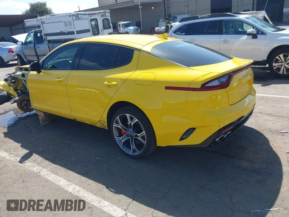 2018 Kia Stinger GT with VIN KNAE35LC4J6020344, listed as a IAAI auction lot 41946071 with 27,746 mi miles. Bid and sale history available at carsss.com. Image 3.