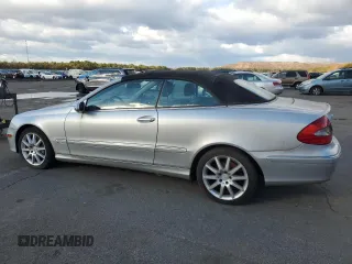 2007 Mercedes-Benz CLK 350 with VIN WDBTK56F67F229711, listed as a Copart auction lot 83255084 with 83,032 mi miles and Clean Title. Bid and sale history available at DreamBid. Image 2.