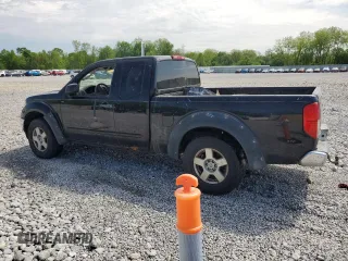 2008 Nissan Frontier SE with VIN 1N6AD06W58C401006, listed as a Copart auction lot 57313695 with 197,735 mi miles and Clean title. Bid and sale history available at DreamBid. Image 2.
