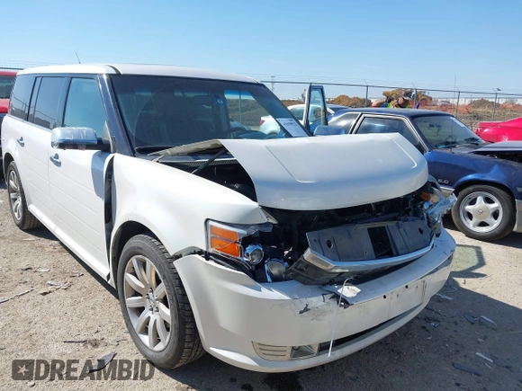 2011 Ford Flex Limited with VIN 2FMGK5DC9BBD00918, listed as a IAAI auction lot 41630521 with 141,914 mi miles. Bid and sale history available at carsss.com. Image 6.