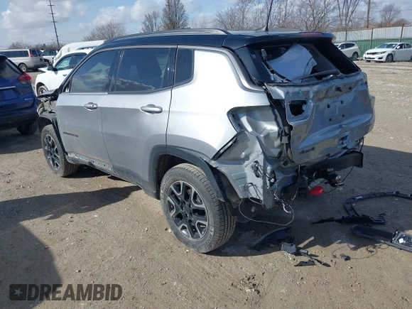 2018 Jeep Compass Trailhawk with VIN 3C4NJDDB6JT501744, listed as a IAAI auction lot 41727027 with 68,410 mi miles and . Bid and sale history available at carsss.com. Image 3.