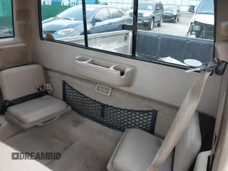 1998 Ford Ranger XL z VIN 1FTYR14U6WPA23925, wystawiony jako IAAI lot #41515201 z przebiegiem 352 603 mil mil oraz . Historia ofert i sprzedaży dostępna na DreamBid. Obrazek 8.