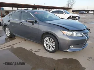 2014 Lexus ES 350 with VIN JTHBK1GG4E2095815, listed as a IAAI auction lot 41429249 with 72,000 mi miles. Bid and sale history available at carsss.com. Image 1.