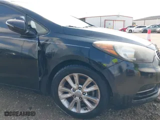 2015 Kia Forte LX with VIN KNAFX4A60F5313476, listed as a IAAI auction lot 41852242 with 161,532 mi miles. Bid and sale history available at carsss.com. Image 6.