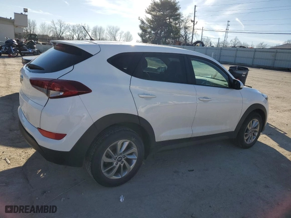 2018 Hyundai Tucson SE with VIN KM8J23A40JU808341, listed as a Copart auction lot 42802795 with 46,639 mi miles and Salvage Title. Bid and sale history available at carsss.com. Image 3.