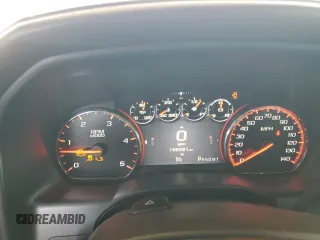 2015 GMC Sierra 2500HD Denali z VIN 1GT120E83FF114643, wystawiony jako Copart lot #57632835 z przebiegiem 166 561 mil mil oraz Szkoda całkowita • Salvage title. Historia ofert i sprzedaży dostępna na DreamBid. Obrazek 9.