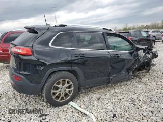 2018 Jeep Cherokee Latitude Plus with VIN 1C4PJMLX6JD618977, listed as a Copart auction lot 55198855 with 186,373 mi miles and Clean Title. Bid and sale history available at DreamBid. Image 3.