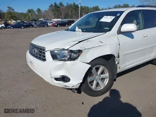 2010 Toyota Highlander with VIN JTEBK3EH9A2159149, listed as a IAAI auction lot 42063660 with 179,933 mi miles. Bid and sale history available at carsss.com. Image 6.