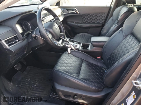 2022 Mitsubishi Outlander SEL z VIN JA4J4VA82NZ060109, wystawiony jako Copart lot #50175355 z przebiegiem 58 925 mil mil oraz Szkoda całkowita • Salvage title. Historia ofert i sprzedaży dostępna na DreamBid. Obrazek 7.