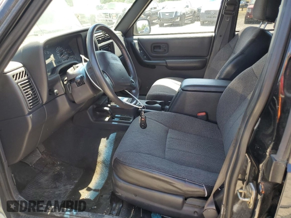 2000 Jeep Cherokee Classic with VIN 1J4FF58S4YL175741, listed as a Copart auction lot 60677205 with Not provided miles and Clean title. Bid and sale history available at DreamBid. Image 7.
