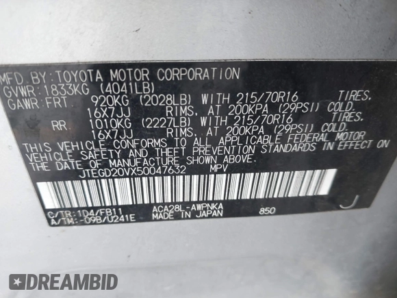 2005 Toyota RAV4 with VIN JTEGD20VX50047632, listed as a IAAI auction lot 41827122 with 214,716 mi miles. Bid and sale history available at carsss.com. Image 9.