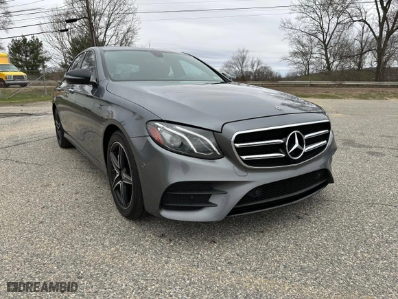 2018 Mercedes-Benz E-Class E 300 with VIN WDDZF4KB5JA308715, listed as a Copart auction lot 54273705 with 181,480 mi miles and Clean Title. Bid and sale history available at carsss.com. Image 2.