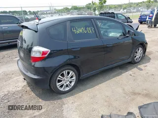 2010 Honda Fit Sport with VIN JHMGE8G40AC013031, listed as a IAAI auction lot 42406883 with 245,755 mi miles and . Bid and sale history available at DreamBid. Image 4.