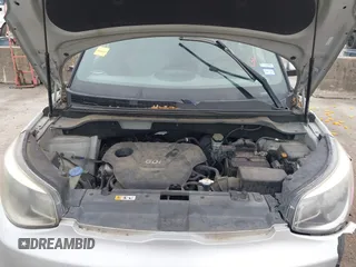 2015 Kia Soul z VIN KNDJN2A21F7777241, wystawiony jako IAAI lot #41713236 z przebiegiem 168 115 mil mil oraz . Historia ofert i sprzedaży dostępna na DreamBid. Obrazek 10.