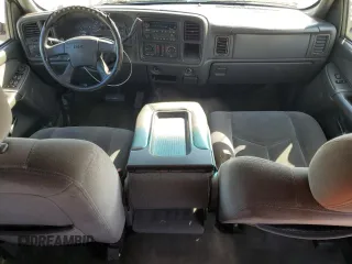 2003 GMC Sierra 1500HD SLE z VIN 1GTGC13U33F222110, wystawiony jako Copart lot #44918185 z przebiegiem 209 001 mil mil oraz Tytuł czysty. Historia ofert i sprzedaży dostępna na DreamBid. Obrazek 8.