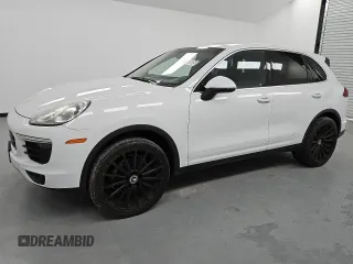 2016 Porsche Cayenne with VIN WP1AA2A28GLA01613, listed as a Copart auction lot 46182805 with 121,911 mi miles and Clean Title. Bid and sale history available at carsss.com. Image 1.