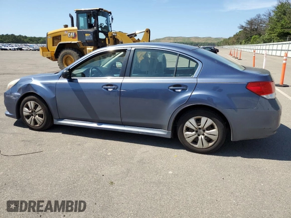 2014 Subaru Legacy 2.5i with VIN 4S3BMBA63E3025475, listed as a Copart auction lot 62383705 with 182,818 mi miles and Clean title. Bid and sale history available at DreamBid. Image 2.
