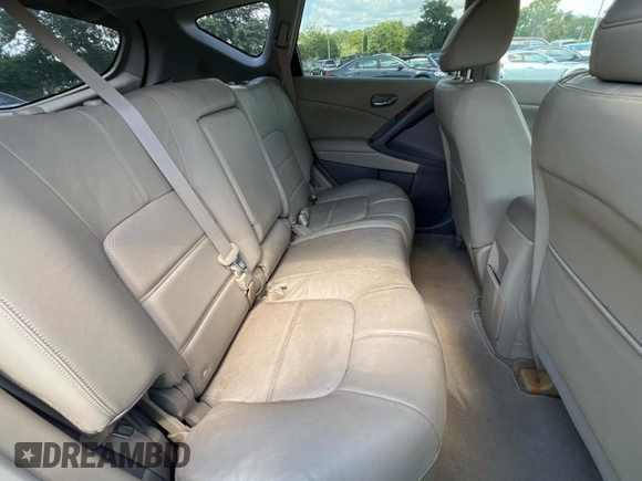 2014 Nissan Murano LE z VIN JN8AZ1MU3EW404562, wystawiony jako Copart lot #58057755 z przebiegiem 56 948 mil mil oraz Szkoda całkowita • Salvage title. Historia ofert i sprzedaży dostępna na DreamBid. Obrazek 6.