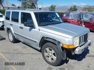 2006 Jeep Commander z VIN 1J8HH48NX6C330781, wystawiony jako IAAI lot #41604799 z przebiegiem 117 200 mil mil oraz . Historia ofert i sprzedaży dostępna na DreamBid. Obrazek 1.