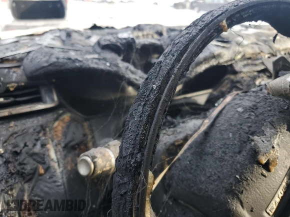2018 Land Rover Range Rover Velar R-Dynamic SE z VIN SALYL2RN9JA755091, wystawiony jako Copart lot #42573895 z przebiegiem Nie podano mil oraz Szkoda całkowita • Salvage title. Historia ofert i sprzedaży dostępna na DreamBid. Obrazek 9.