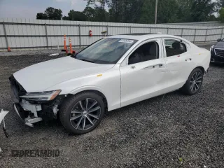 2021 Volvo S60 Momentum with VIN 7JR102TZ4MG108744, listed as a Copart auction lot 61609794 with 63,022 mi miles and Salvage Title. Bid and sale history available at carsss.com. Image 1.