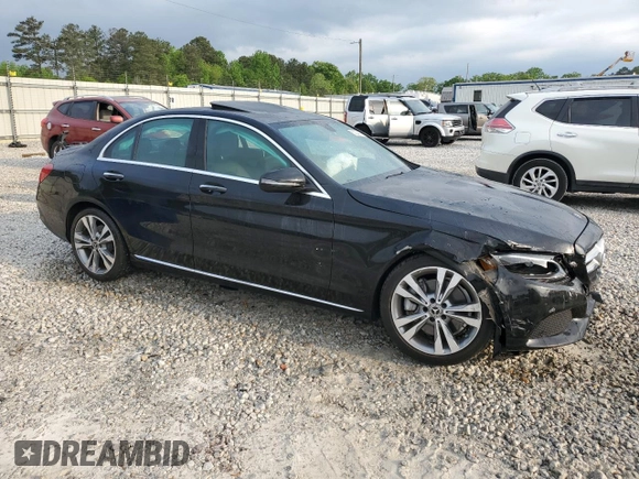 2018 Mercedes-Benz C 300 with VIN 55SWF4JB6JU251221, listed as a Copart auction lot 53234015 with 47,257 mi miles and Salvage title. Bid and sale history available at DreamBid. Image 4.
